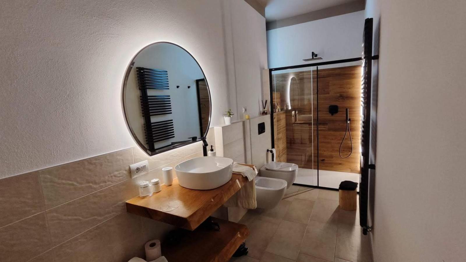 B&B Arcobaleno - 2 Min Walk To Bernina Express Tirano Exterior photo