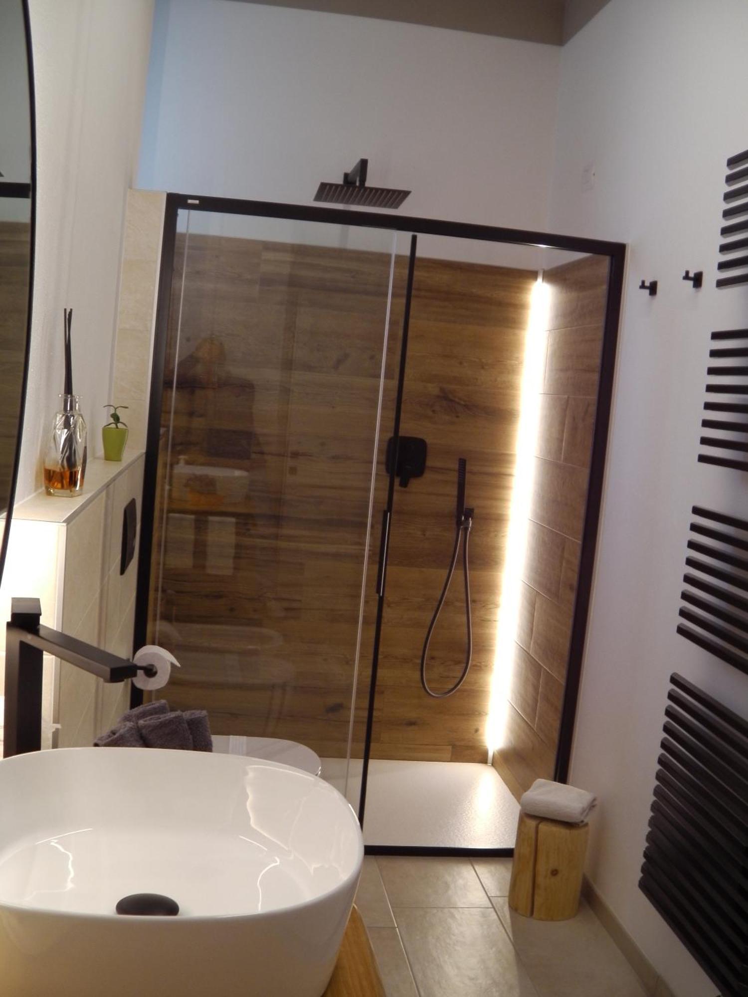 B&B Arcobaleno - 2 Min Walk To Bernina Express Tirano Exterior photo