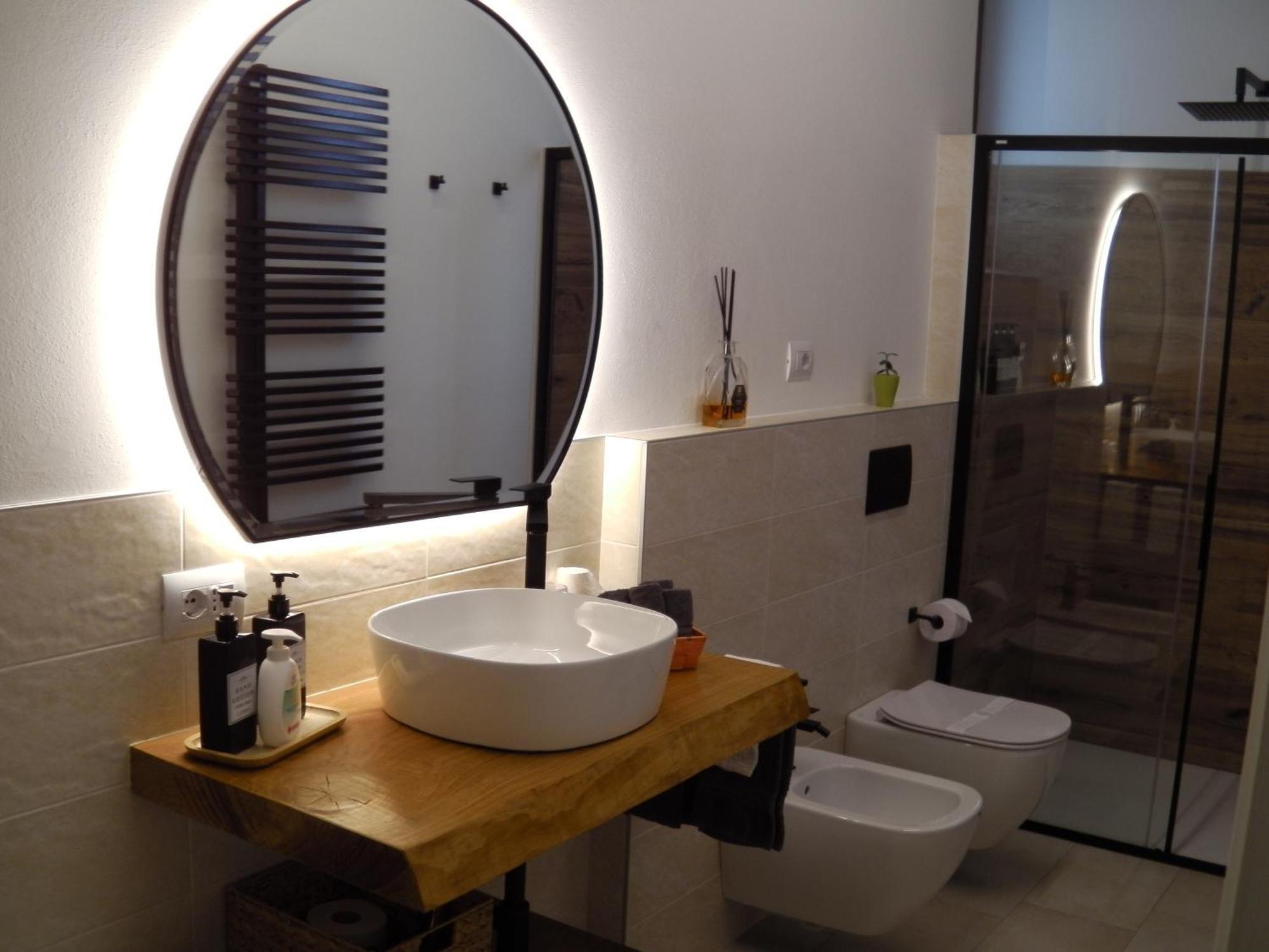 B&B Arcobaleno - 2 Min Walk To Bernina Express Tirano Exterior photo